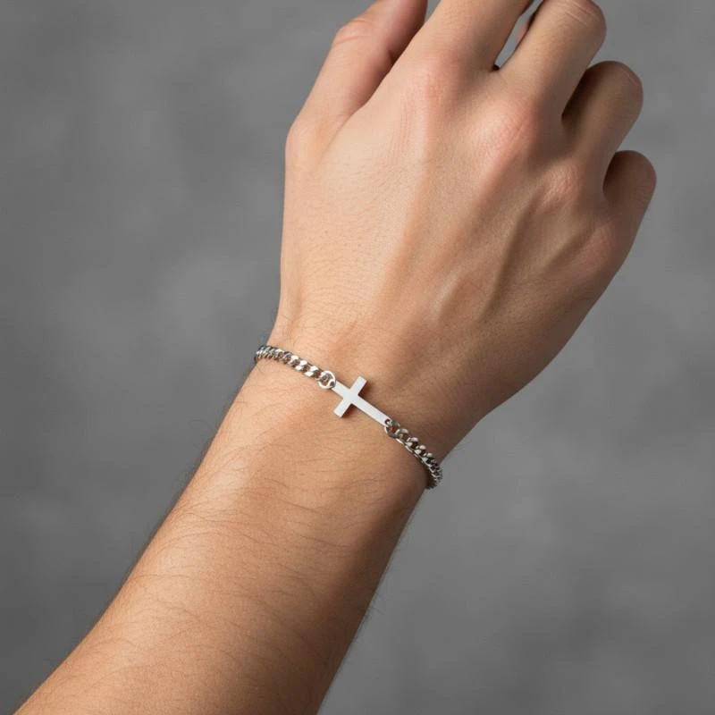 Bracelet homme mailles argentées croix Acier 2903 à 7.99€€